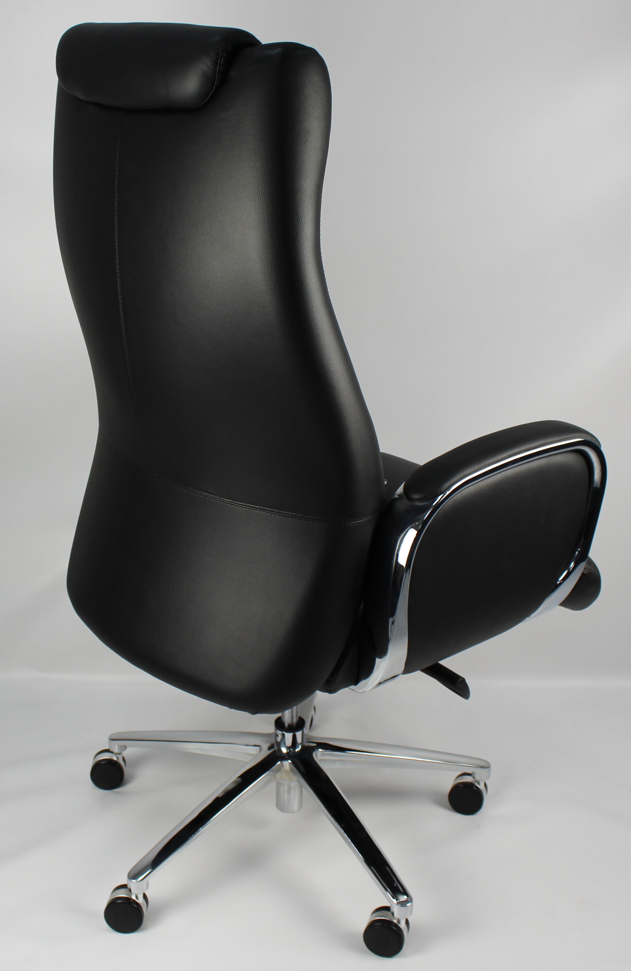 Black Leather Executive Office Chair with Chrome Trimmed Arms - J1201